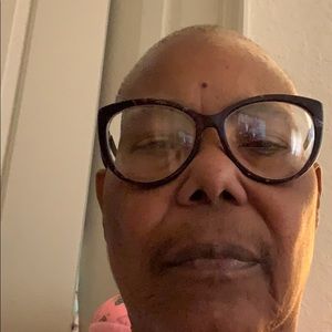 Meet your Posher, Sheila